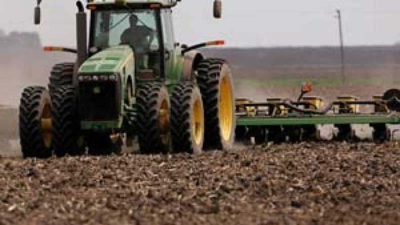 الحكومة تقرر الاحتفاظ بصندوق التعاون الفلاحي ـ بنك ـ