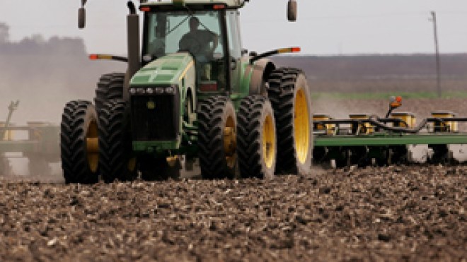 إلغاء المتابعات القضائية ضد الفلاحين وتوقيف عمليات حجز ممتلكاتهم