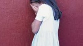 وحش آدمي يغتصب طفلة معوّقة وطالب جامعي يقتل والده بالشاقور