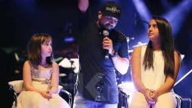 ظهور بنات المرحوم عقيل في مهرجان وجدة للراي يُثير جدلا !