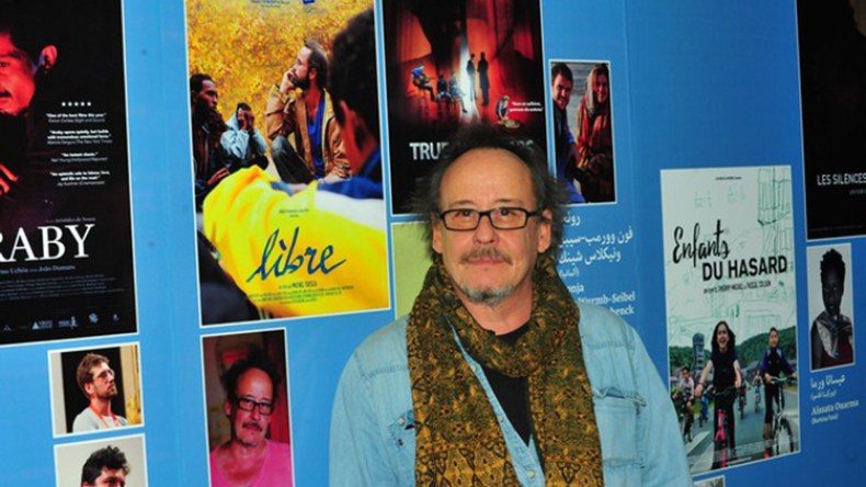 “حر”.. يلخص معاناة المهاجرين العرب والأفارقة في أوروبا