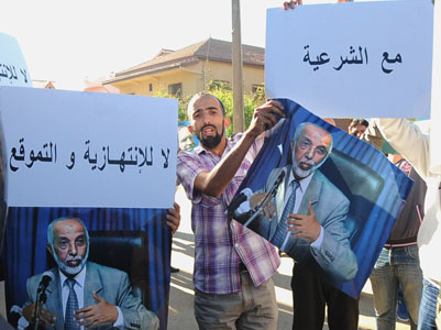 Conférence des redresseurs du FLN: le fils de Belkhadem sur les pas de Seïf al-Islam