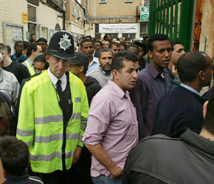 La communauté algérienne à Londres dépose plainte au niveau des autorités britanniques