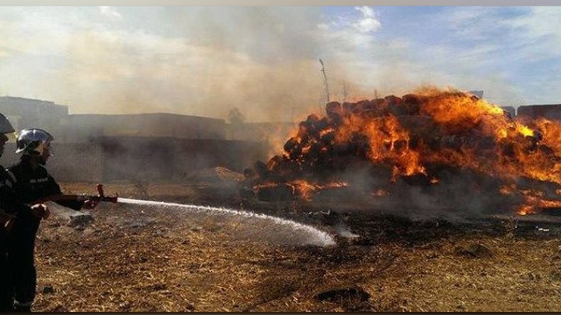 حريق يلتهم مئات القناطير من الشعير والتبن والصوف بباتنة