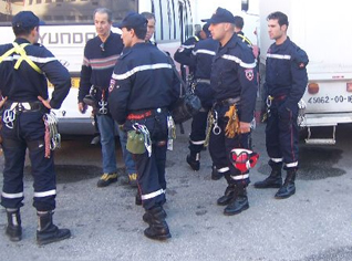 Algeria : kids trained to become future rescuers