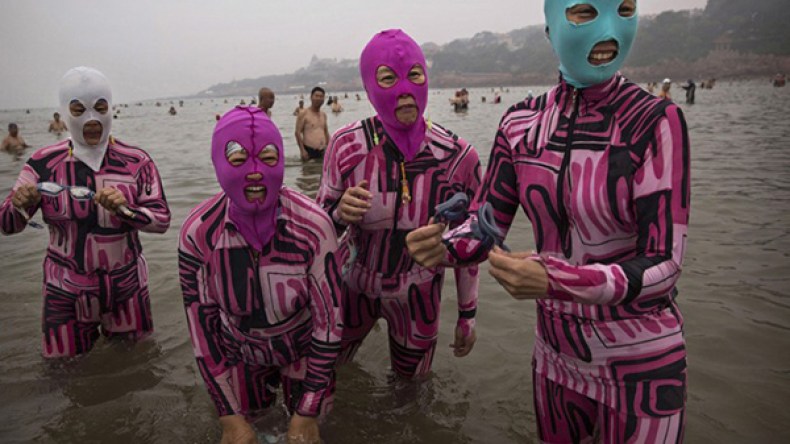 “فيسكيني”: لباس أكثر حشمة من “البوركيني” غير محظور