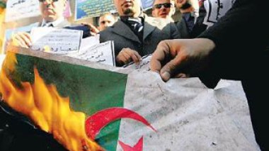 Algeriaâ€™s lawyers ask for apology from flag burners