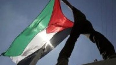 Le président Abbas mardi à Paris pour hisser le drapeau palestinien au siège de l’Unesco