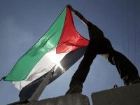 Le drapeau palestinien hissé à Paris 