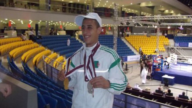 Championnat du monde de boxe: Flissi offre la médaille d’argent à l’Algérie