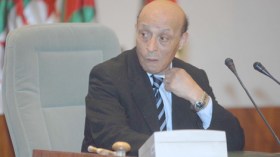 هل‭ ‬سينفخ‭ ‬البرلمان‭ ‬الجديد‭ ‬الروح‭ ‬في‭ ‬القوانين‭ ‬التي‭ ‬وأدها‭ ‬زياري؟