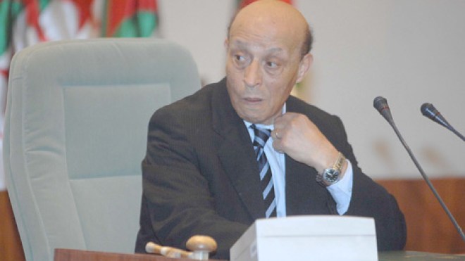 هل‭ ‬سينفخ‭ ‬البرلمان‭ ‬الجديد‭ ‬الروح‭ ‬في‭ ‬القوانين‭ ‬التي‭ ‬وأدها‭ ‬زياري؟