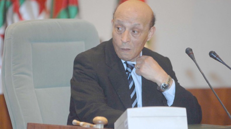 هل‭ ‬سينفخ‭ ‬البرلمان‭ ‬الجديد‭ ‬الروح‭ ‬في‭ ‬القوانين‭ ‬التي‭ ‬وأدها‭ ‬زياري؟