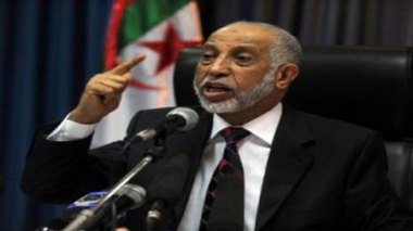 Reprise à Alger des travaux du Comité central du parti du FLN