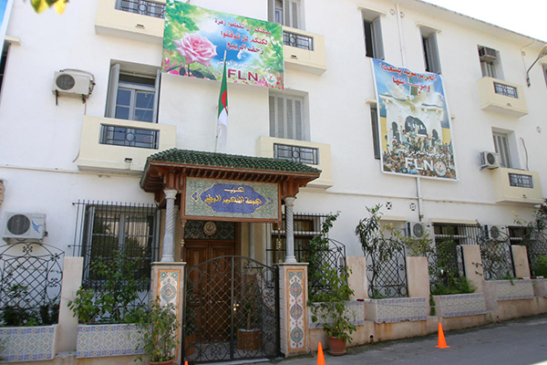 FLN's dissident militants threaten to take over party premises and unseat S.G Saidani