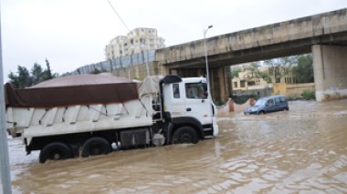Bad weather: Wind tears off roofs, electricity poles and trees in Algeria