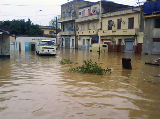 Bad weather kills 4 and injures 25 in Algeria