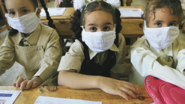Algerians confused about taking the swine flu vaccine or not?