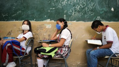 Strike, swine flu raise concerns in Algeria school