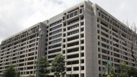 أموال‭ ‬البترول‭ ‬لن‭ ‬تسمح‭ ‬بالاستجابة‭ ‬للمطالب‭ ‬الاجتماعية‭ ‬وشراء‭ ‬السلم‭ ‬إلى‭ ‬الأبد