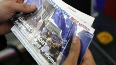 Racisme: une candidate FN découvre le vrai visage de son parti