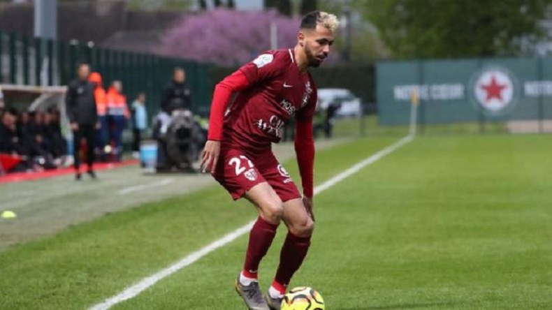 بولحية يتحدّث عن مستقبله الكروي