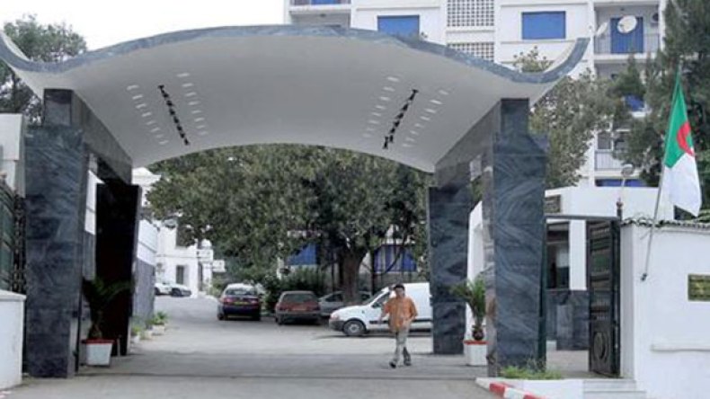 الوظيف العمومي يحدّد شروط فصل اللجنة متساوية الأعضاء في النزاعات التأديبية