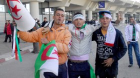 “أمضينا ليلتين في المطار دون أكل أو شرب من أجل الظفر بتذكرة إلى السودان”