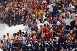 11 Egyptian policemen wounded in clash with Tunisian football fans