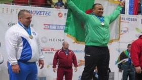 12 ميدالية للجزائر في مونديال الحمل بالقوة