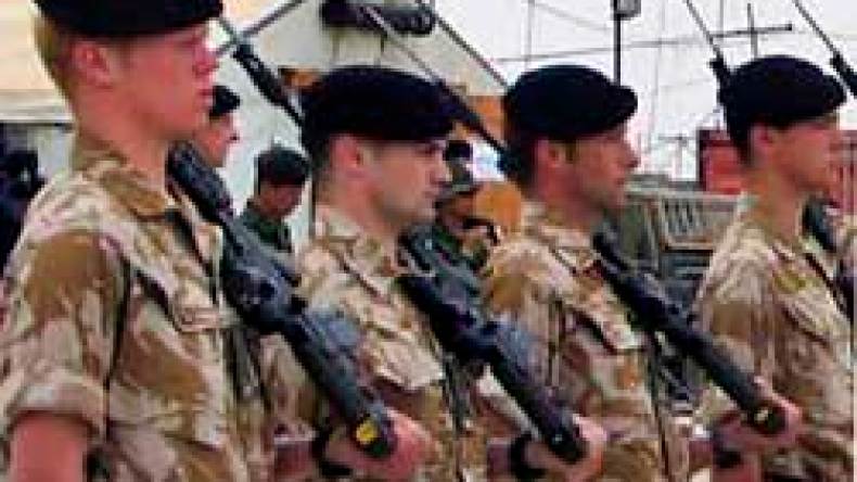 القوات‮ ‬البريطانية‮ ‬ستنسحب‮ ‬من‮ ‬العراق‮ ‬بحلول‮ ‬جوان