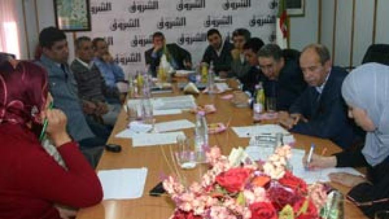 “لن نسمح بدخول كتب تعيد الجزائر إلى مربع الإرهاب”