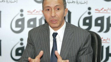 Former minister to â€œEchourokâ€: The French problems lie in unemployment and integration not in the veil.