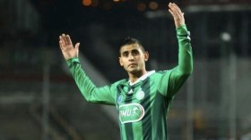 تضامن كبير من الجزائريين مع اللاعب غلام بعد تعرضه للعنصرية