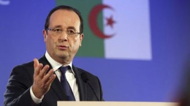 Hollande évoque à Alger «les souffrances» de la colonisation