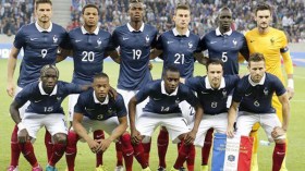 مسلمو المنتخب الفرنسي يتقلصون وفرنسا تبحث عن منتخب “أبيض”