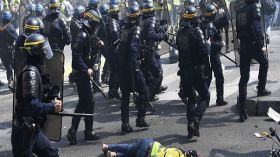 Usage excessif de la force: La France se justifie officiellement