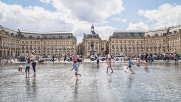 فرنسا: غضب الله قبل غضب المسلمين!!