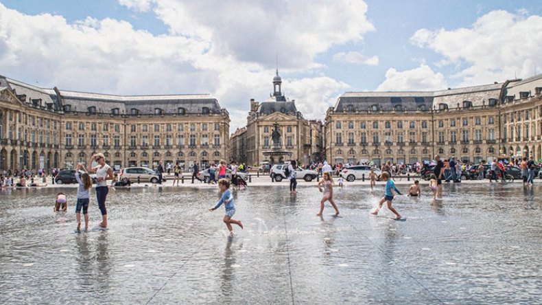 فرنسا: غضب الله قبل غضب المسلمين!!