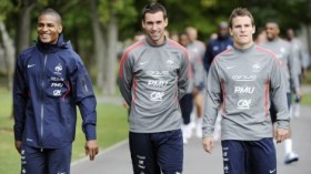 مغامرات “ثعالب الصحراء” و”دجاج” فرنسا!