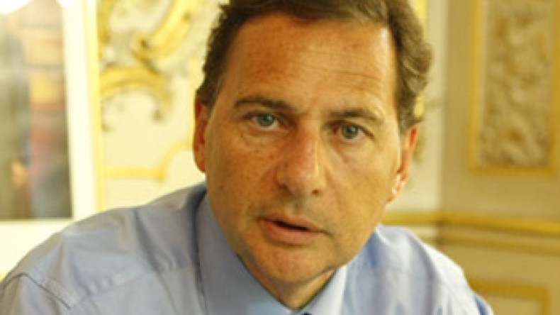 ‮”‬تعهد‭ ‬خطي‭ ‬باحترام‭ ‬العلمانية‮.. ‬شرط‭ ‬الحصول‭ ‬على‭ ‬الجنسية‭ ‬الفرنسية‮”‬