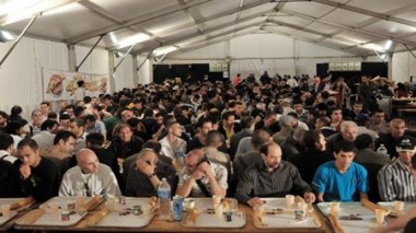 Ramadhan en France: Carlotti rompt le jeûne avec “Une chorba pour tous”
