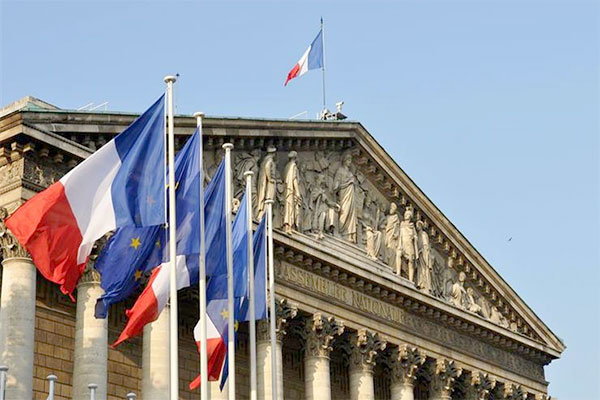 French MPS: “Algerians Committed Massacres Against French Nationals On July,5, 1962 In Oran”