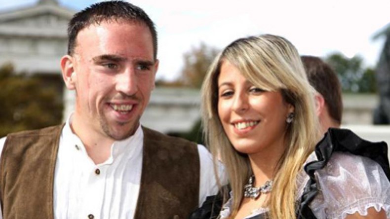 بلال ريبيري مهدد بالعقوبة وعائلة زوجته في تلمسان تلتزم الصمت!