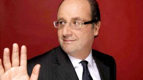 مستشارة هولاند وممثل فابيوس في الجزائر لبحث الأزمة المالية