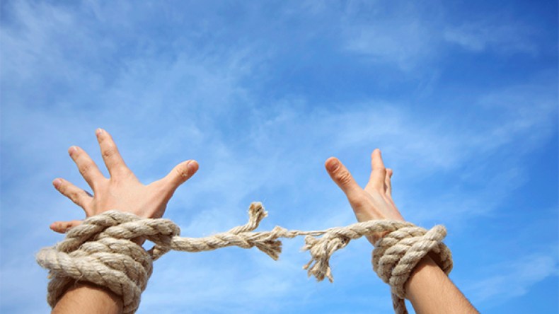 هل نكسر القيود؟