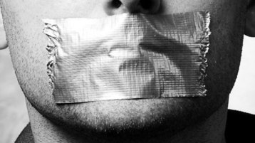 ممنوع الكلام!