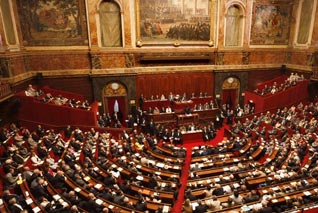 Draft law to compensate victims of nuclear tests before French parliament next June