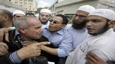 Égypte: Les Frères musulmans appellent à manifester après le verdict du procès de Moubarak