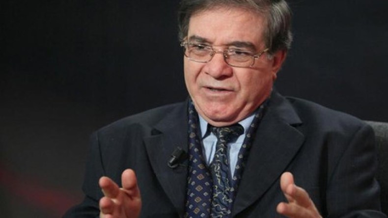 بشير فريك يقصف “الإدارة الجزائرية” بكتابين في المعرض الدولي